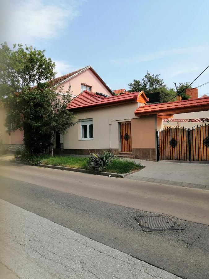 Varfal Apartman II Eger Exterior foto